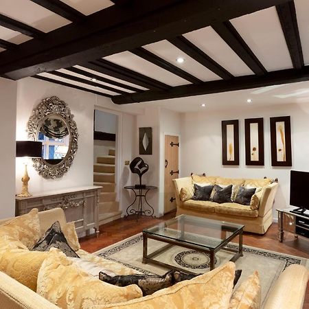 Luxury Eton House, 5 Minute Walk To Windsor Castleヴィラ エクステリア 写真